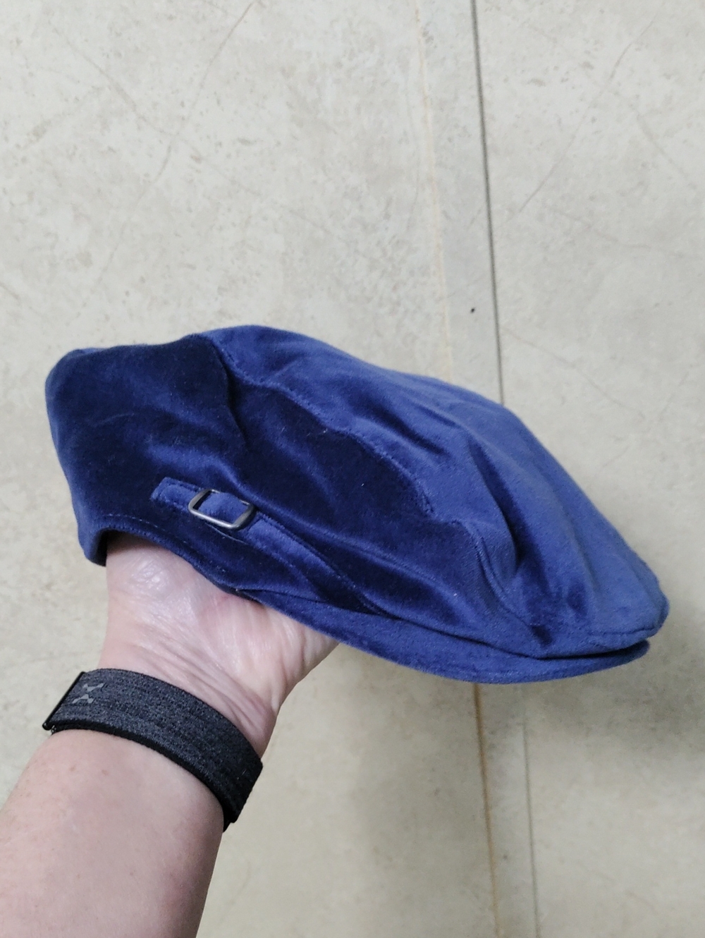 J199 Gymboree Navy Blue Velvet Newsboy Style Cap 10 - 12